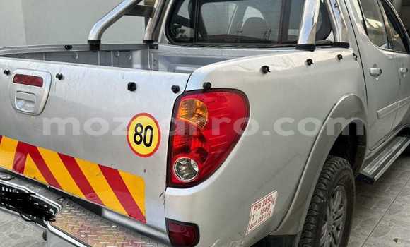 Comprar Usado Mitsubishi Triton Prata Carro em Maputo em Maputo Comprar Usado Mitsubishi Triton Prata Carro em Maputo em Maputo