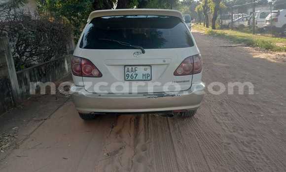 Buy Used Toyota Harrier White Car in Maputo in Maputo Buy Used Toyota Harrier White Car in Maputo in Maputo