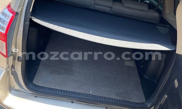 Comprar Usado Toyota Vanguard De outros Carro em Maputo em Maputo Comprar Usado Toyota Vanguard De outros Carro em Maputo em Maputo