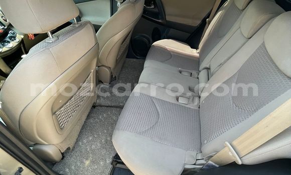 Comprar Usado Toyota Vanguard De outros Carro em Maputo em Maputo Comprar Usado Toyota Vanguard De outros Carro em Maputo em Maputo