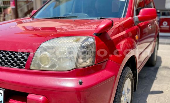 Tenga Tsaru Nissan X-Trail Tsvuku Mota in Maputo in Maputo Tenga Tsaru Nissan X-Trail Tsvuku Mota in Maputo in Maputo