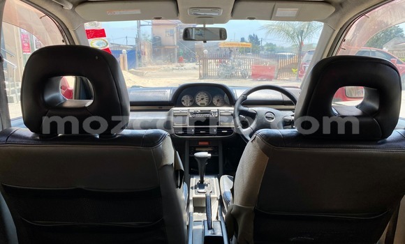 Tenga Tsaru Nissan X-Trail Tsvuku Mota in Maputo in Maputo Tenga Tsaru Nissan X-Trail Tsvuku Mota in Maputo in Maputo