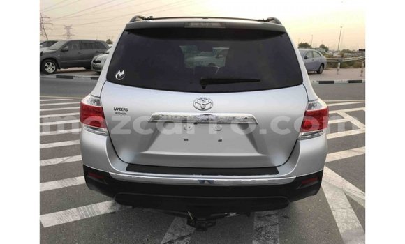 Comprar Importar Toyota Highlander De outros Carro em Import - Dubai em Cabo Delgado Comprar Importar Toyota Highlander De outros Carro em Import - Dubai em Cabo Delgado