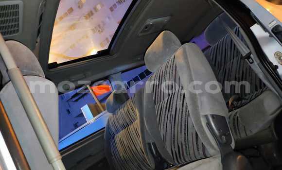 Tenga Tsaru Toyota Regius Sirivha Mota in Maputo in Maputo Tenga Tsaru Toyota Regius Sirivha Mota in Maputo in Maputo