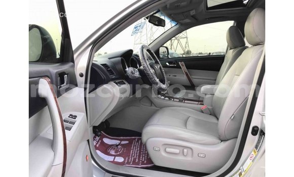 Comprar Importar Toyota Highlander De outros Carro em Import - Dubai em Cabo Delgado Comprar Importar Toyota Highlander De outros Carro em Import - Dubai em Cabo Delgado