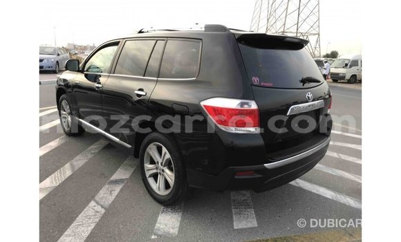 Tenga Imported Toyota Highlander Nhema Mota in Import - Dubai in Cabo Delgado Tenga Imported Toyota Highlander Nhema Mota in Import - Dubai in Cabo Delgado