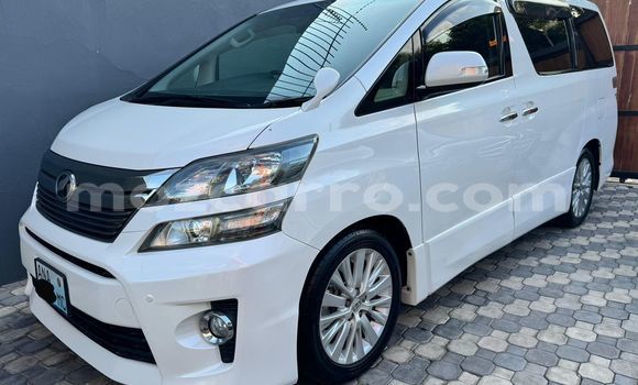 Nunua Mpya Toyota Vellfire Nyeupe Gari ndani ya Maputo nchini Maputo Nunua Mpya Toyota Vellfire Nyeupe Gari ndani ya Maputo nchini Maputo