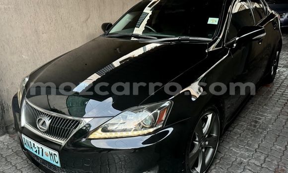 Tenga Itsva Lexus IS F Nhema Mota in Maputo in Maputo