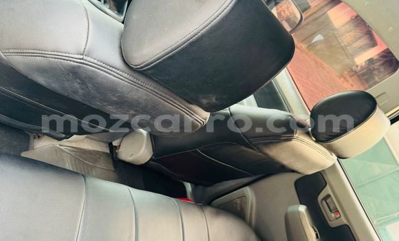 Comprar Usado Toyota Hilux Branco Carro em Maputo em Maputo Comprar Usado Toyota Hilux Branco Carro em Maputo em Maputo