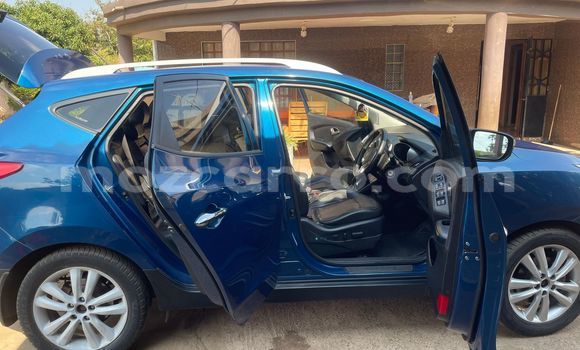 Comprar Usado Hyundai ix35 Azul Carro em Maputo em Maputo Comprar Usado Hyundai ix35 Azul Carro em Maputo em Maputo