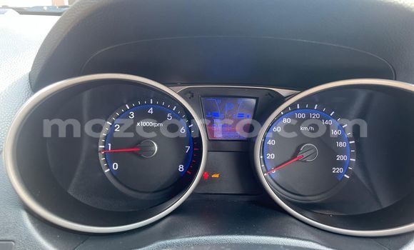 Comprar Usado Hyundai ix35 Azul Carro em Maputo em Maputo Comprar Usado Hyundai ix35 Azul Carro em Maputo em Maputo