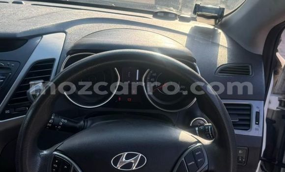 Tenga Tsaru Hyundai Elantra Chena Mota in Maputo in Maputo Tenga Tsaru Hyundai Elantra Chena Mota in Maputo in Maputo