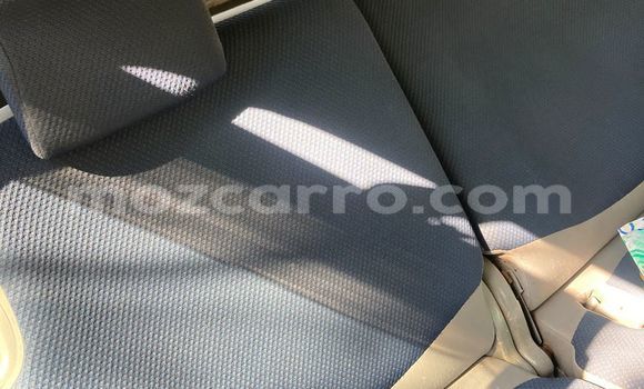 Comprar Usado Toyota Sienta Azul Carro em Maputo em Maputo Comprar Usado Toyota Sienta Azul Carro em Maputo em Maputo