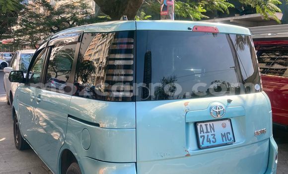 Comprar Usado Toyota Sienta Azul Carro em Maputo em Maputo Comprar Usado Toyota Sienta Azul Carro em Maputo em Maputo