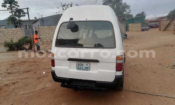 Comprar Usado Toyota Hiace Branco Carro em Maputo em Maputo Comprar Usado Toyota Hiace Branco Carro em Maputo em Maputo