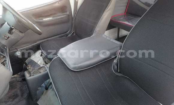 Comprar Usado Toyota Hiace Branco Carro em Maputo em Maputo Comprar Usado Toyota Hiace Branco Carro em Maputo em Maputo