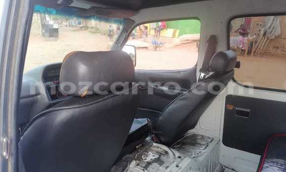 Comprar Usado Toyota Hiace Branco Carro em Maputo em Maputo Comprar Usado Toyota Hiace Branco Carro em Maputo em Maputo