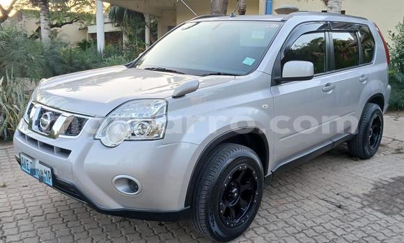 Tenga Itsva Nissan X-Trail Zvimwe Mota in Maputo in Maputo