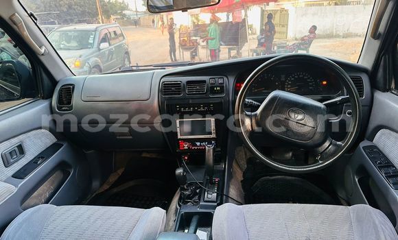 Comprar Usado Toyota Hilux Surf Azul Carro em Maputo em Maputo Comprar Usado Toyota Hilux Surf Azul Carro em Maputo em Maputo