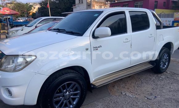 Tenga Tsaru Toyota Hilux Chena Mota in Maputo in Maputo Tenga Tsaru Toyota Hilux Chena Mota in Maputo in Maputo