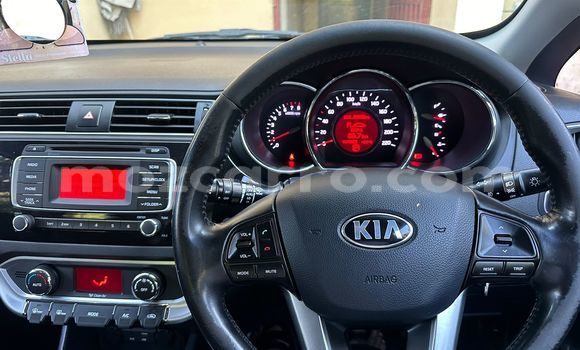 Tenga Tsaru Kia Rio Tsvuku Mota in Maputo in Maputo Tenga Tsaru Kia Rio Tsvuku Mota in Maputo in Maputo