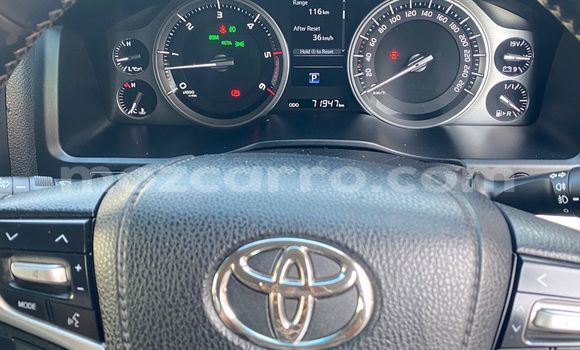 Buy Used Toyota Land Cruiser White Car in Maputo in Maputo Buy Used Toyota Land Cruiser White Car in Maputo in Maputo