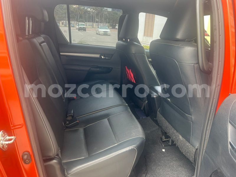 Big with watermark toyota hiluxe revo maputo maputo 30219