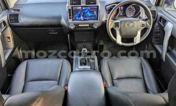 Nunua Mpya Toyota Land Cruiser Prado Nyeupe Gari ndani ya Maputo nchini Maputo Nunua Mpya Toyota Land Cruiser Prado Nyeupe Gari ndani ya Maputo nchini Maputo