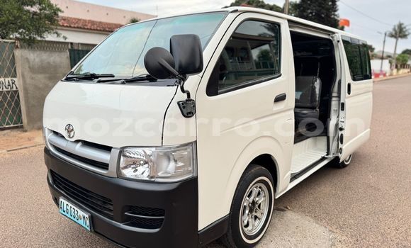 Buy Used Toyota Hiace White Car in Maputo in Maputo Buy Used Toyota Hiace White Car in Maputo in Maputo
