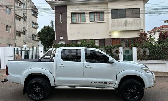 Buy Used Toyota Hilux White Car in Maputo in Maputo Buy Used Toyota Hilux White Car in Maputo in Maputo