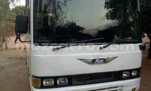 Comprar Usado Toyota 4Runner Branco Carro em Maputo em Maputo Comprar Usado Toyota 4Runner Branco Carro em Maputo em Maputo