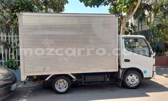 Nunua Mpya Toyota Dyna Nyeupe Gari ndani ya Maputo nchini Maputo Nunua Mpya Toyota Dyna Nyeupe Gari ndani ya Maputo nchini Maputo