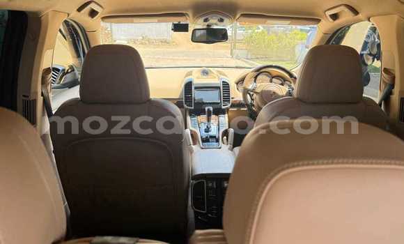 Buy Used Porsche Cayenne White Car in Maputo in Maputo Buy Used Porsche Cayenne White Car in Maputo in Maputo