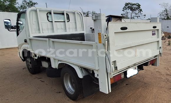 Tenga Itsva Toyota Dyna Chena Mota in Maputo in Maputo Tenga Itsva Toyota Dyna Chena Mota in Maputo in Maputo