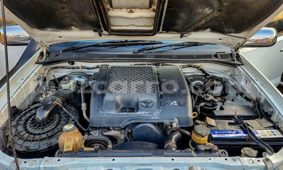 Comprar Usado Toyota Hilux Branco Carro em Maputo em Maputo Comprar Usado Toyota Hilux Branco Carro em Maputo em Maputo