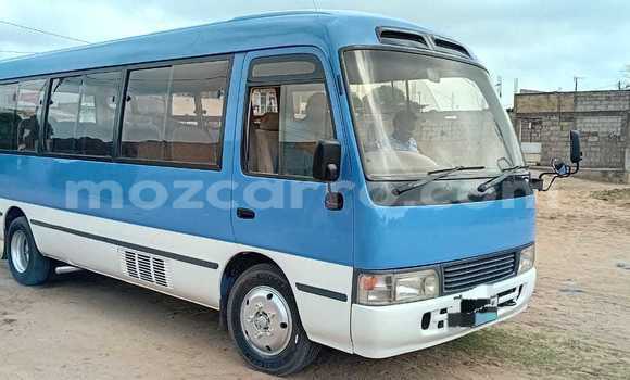 Nunua Ilio tumika Toyota Coaster Bluu Gari ndani ya Maputo nchini Maputo Nunua Ilio tumika Toyota Coaster Bluu Gari ndani ya Maputo nchini Maputo