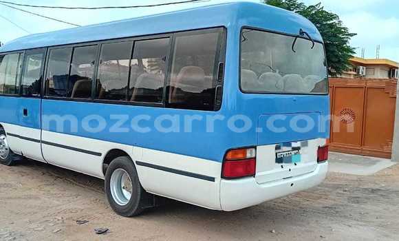 Nunua Ilio tumika Toyota Coaster Bluu Gari ndani ya Maputo nchini Maputo Nunua Ilio tumika Toyota Coaster Bluu Gari ndani ya Maputo nchini Maputo
