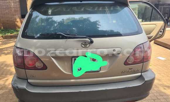 Nunua Ilio tumika Toyota Harrier Nyingine Gari ndani ya Maputo nchini Maputo Nunua Ilio tumika Toyota Harrier Nyingine Gari ndani ya Maputo nchini Maputo