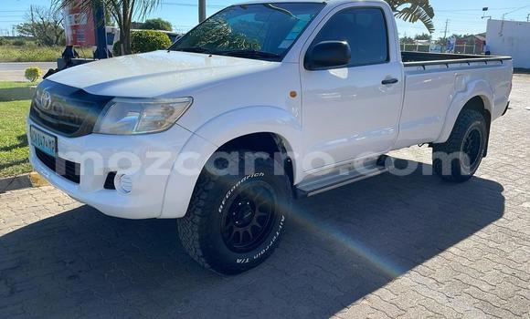 Comprar Usado Toyota Hilux Branco Carro em Maputo em Maputo Comprar Usado Toyota Hilux Branco Carro em Maputo em Maputo