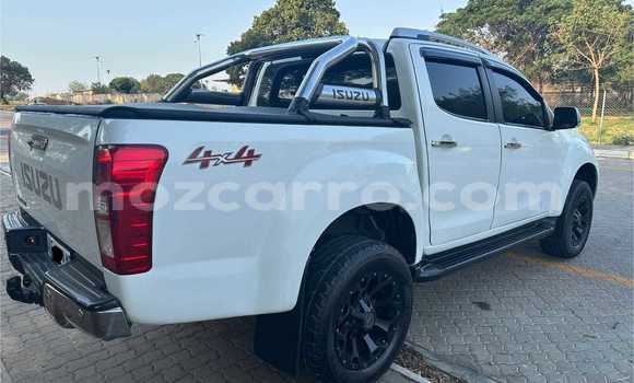 Comprar Novo Isuzu D-MAX Branco Carro em Maputo em Maputo Comprar Novo Isuzu D-MAX Branco Carro em Maputo em Maputo