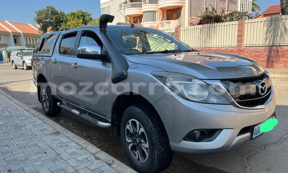 Nunua Ilio tumika Mazda BT-50 Fedha Gari ndani ya Maputo nchini Maputo