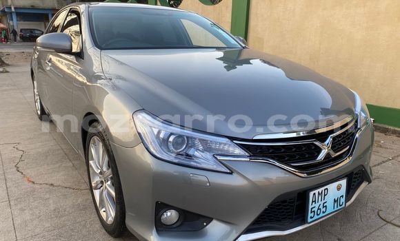 Nunua Ilio tumika Toyota Mark X Nyingine Gari ndani ya Maputo nchini Maputo