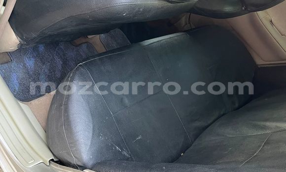 Nunua Ilio tumika Toyota Corolla Fedha Gari ndani ya Maputo nchini Maputo Nunua Ilio tumika Toyota Corolla Fedha Gari ndani ya Maputo nchini Maputo