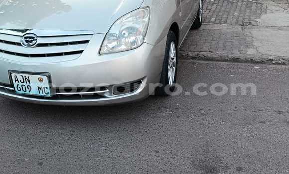 Comprar Usado Toyota Spacio Prata Carro em Maputo em Maputo Comprar Usado Toyota Spacio Prata Carro em Maputo em Maputo