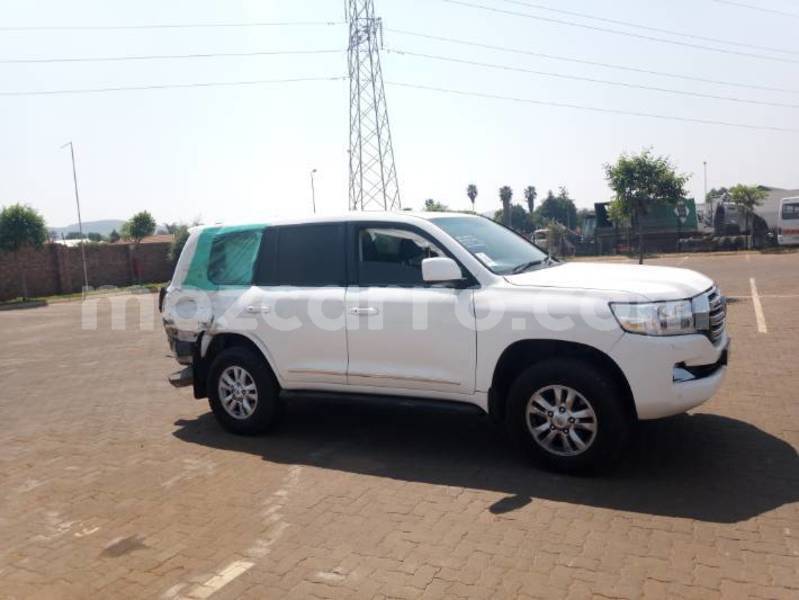 Big with watermark toyota land cruiser sofala beira 30294