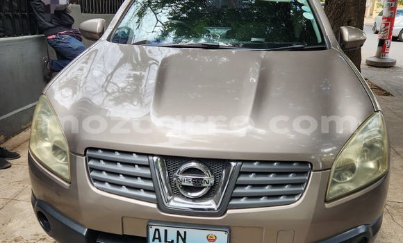 Buy Used Nissan Dualis Brown Car in Maputo in Maputo
