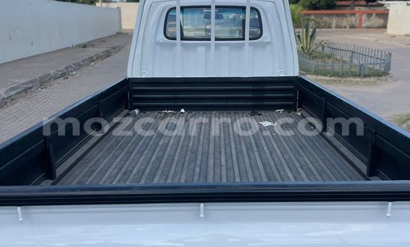 Comprar Novo Hyundai H200 Branco Caminhão em Maputo em Maputo Comprar Novo Hyundai H200 Branco Caminhão em Maputo em Maputo