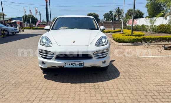 Comprar Novo Porsche Cayenne Branco Carro em Maputo em Maputo