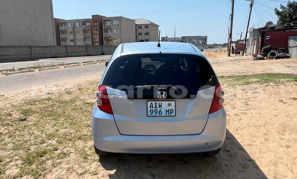 Comprar Usado Honda Fit Azul Carro em Maputo em Maputo