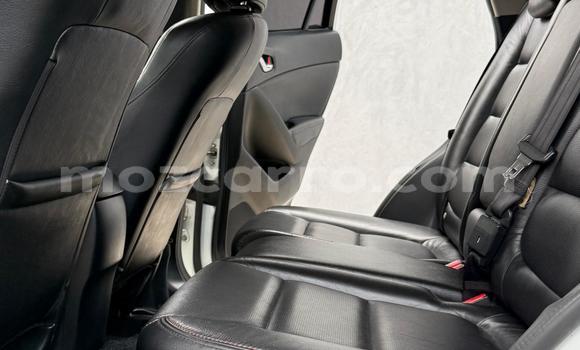 Nunua Mpya Mazda CX-5 Nyeupe Gari ndani ya Maputo nchini Maputo Nunua Mpya Mazda CX-5 Nyeupe Gari ndani ya Maputo nchini Maputo